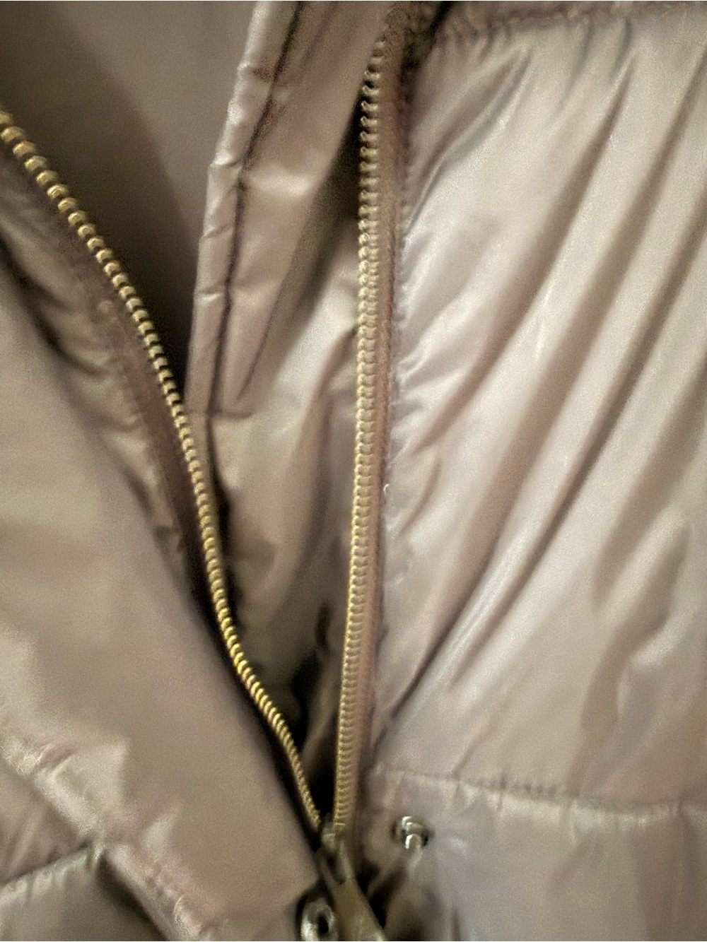 Banana Republic Black Puffer Coat, warm and cozy like a sleeping bag! Never worn - Picture 5 of 9
